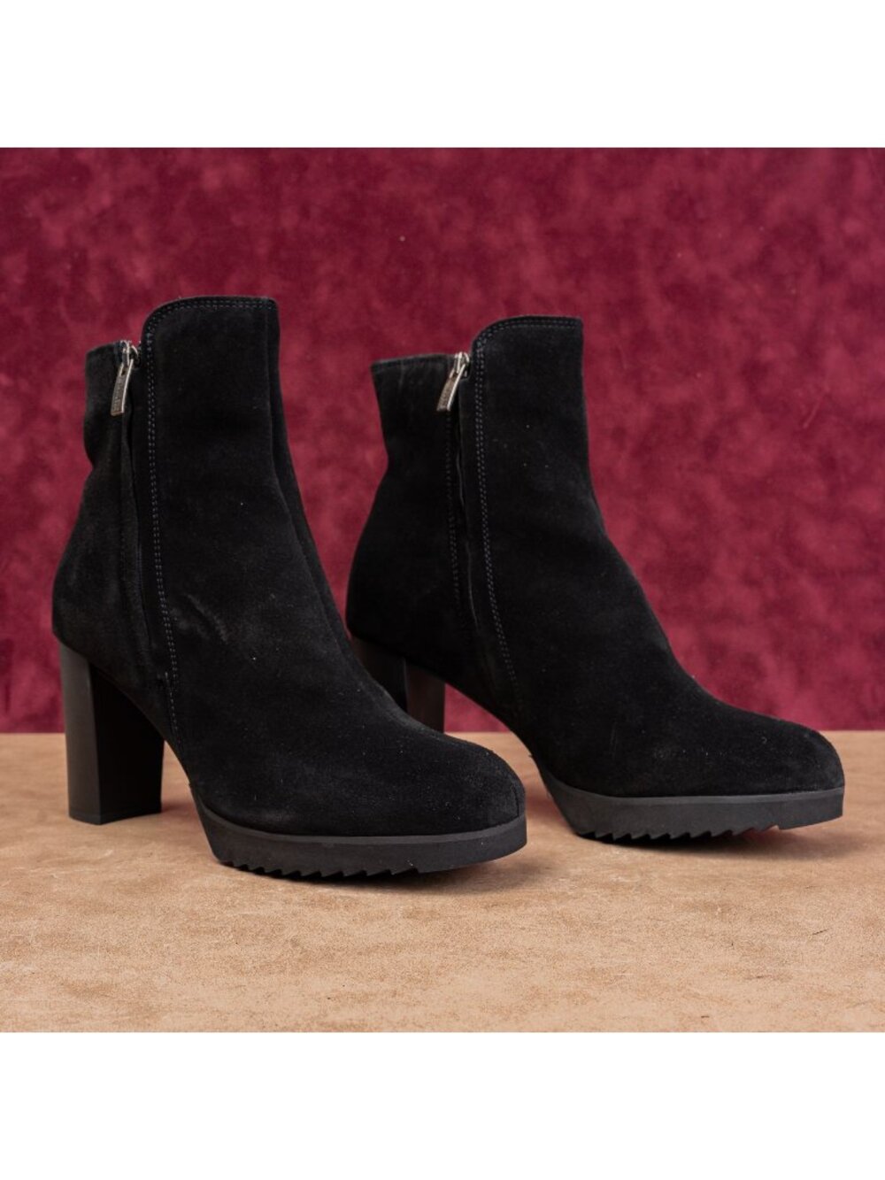 La Canadienne Myranda Waterproof Fashion Zip Matte Black Suede Dress Boots sz 10